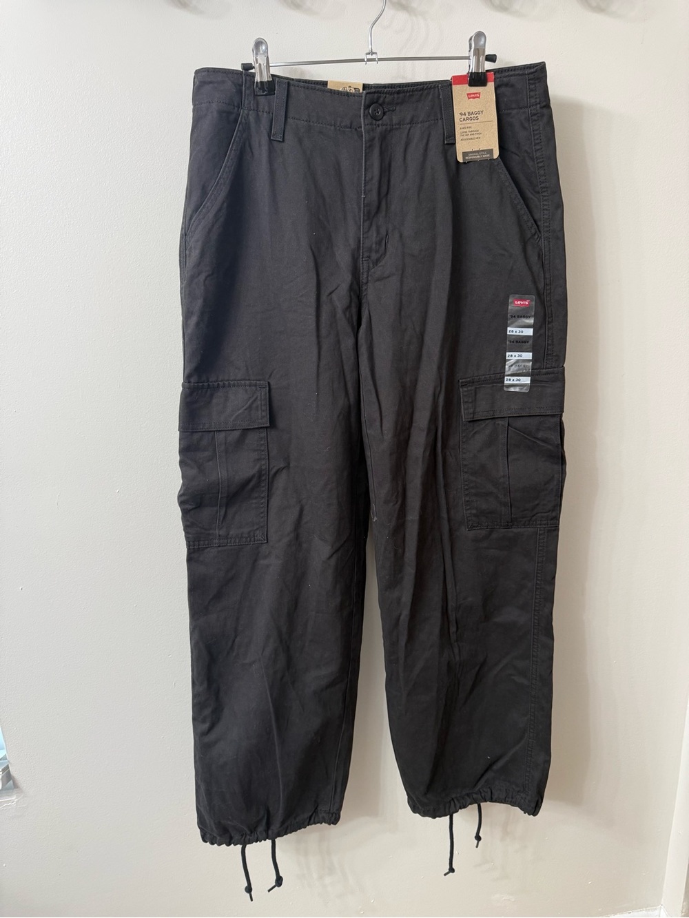Levi's Women’s Black Cargo Pants